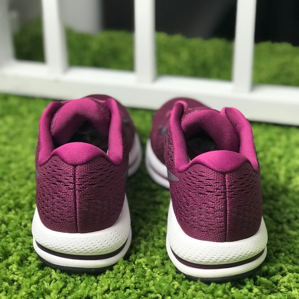 NWT Nike Zoom Vomero 12 Burgundy WMNS - Picture 6 of 7